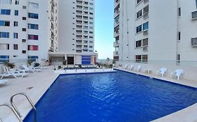 Apto Nacaela-Bocagrande cerca a la playa